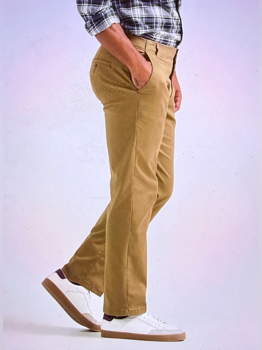NWT Men’s Lee Extreme Motion Flat Front Pant